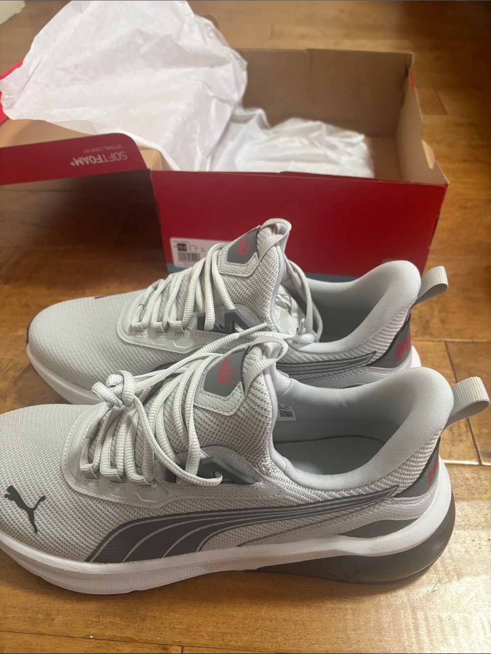 Puma Softfoam Sneakers Men’s 10.5 New in Box